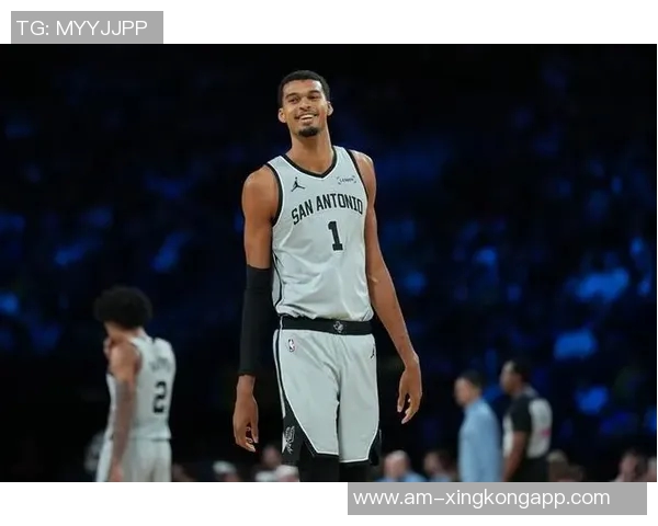 马刺迎来文班回归缺少福克斯首发阵容全新组合亮相