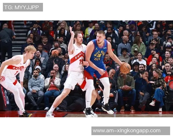 猛龙与掘金半场对决巴恩斯表现出色沃特森领衔得分